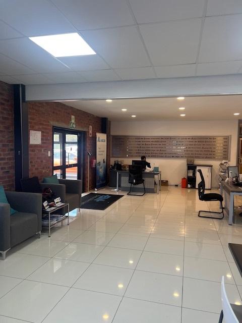 To Let commercial Property for Rent in Newton Park Eastern Cape